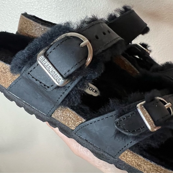 Birkenstock Mayari Shearling Thong Sandals Fur Toe Loop Germany Buckle Straps - Picture 11 of 16